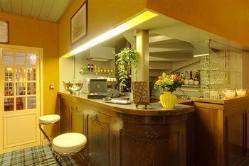Logis Du Chateau 3*